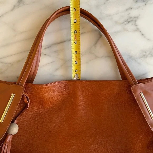 Kattee Cognac Brown Pebbled Leather Hobo Shoulder Bag Fringe Tassel Gold Accent - Picture 7 of 15